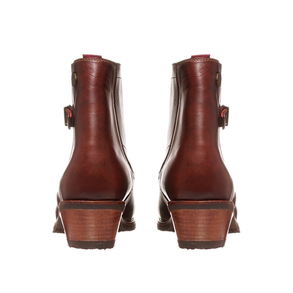 BOTIN UNA HEBILLA CASTAÑO