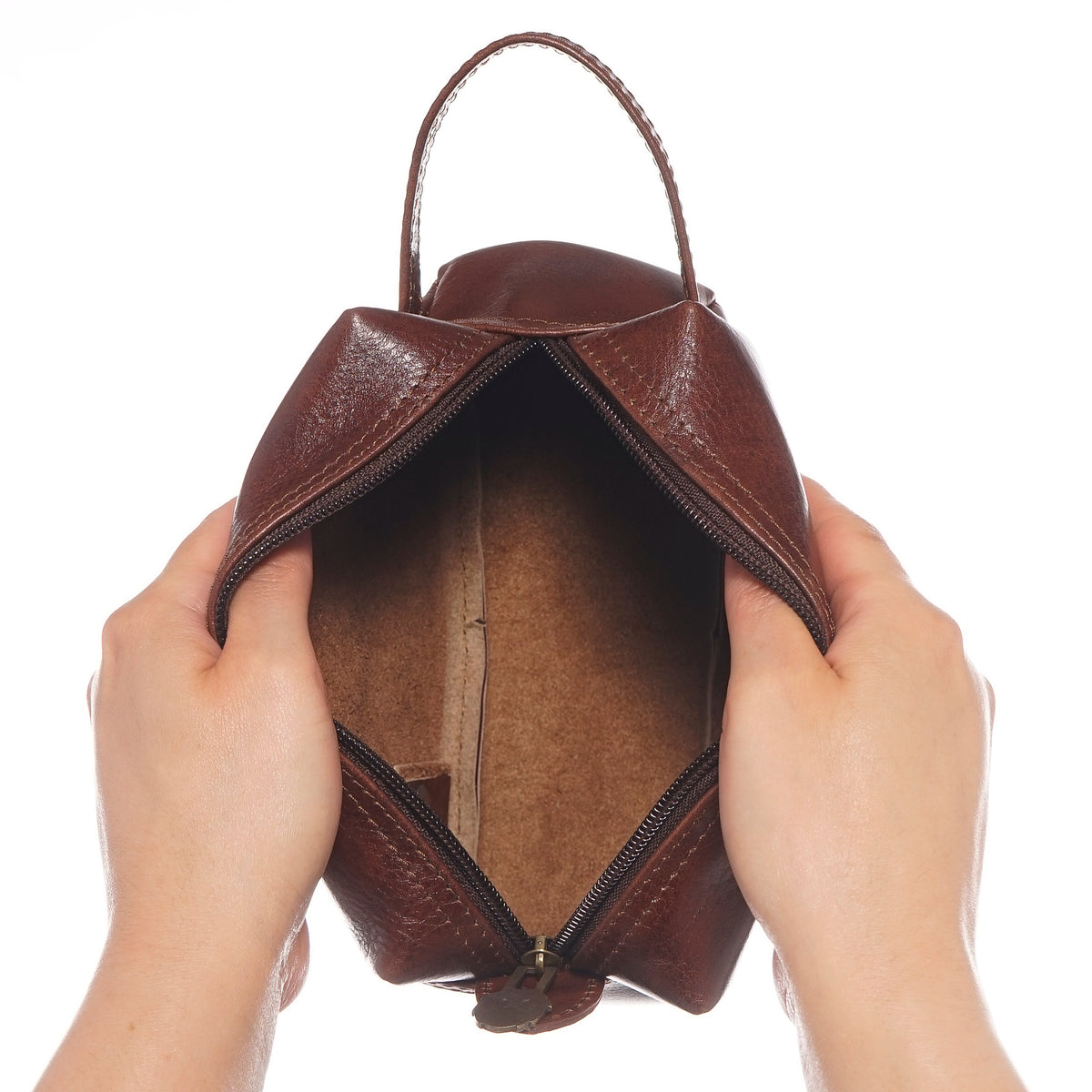 NECESER LLUTA CASTAÑO