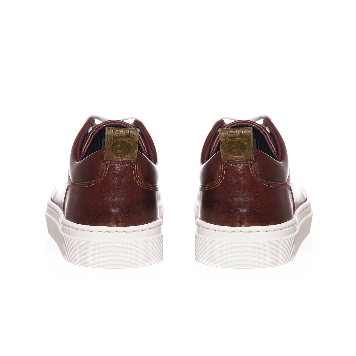 Zapatilla Calán Castaño Planta Blanca