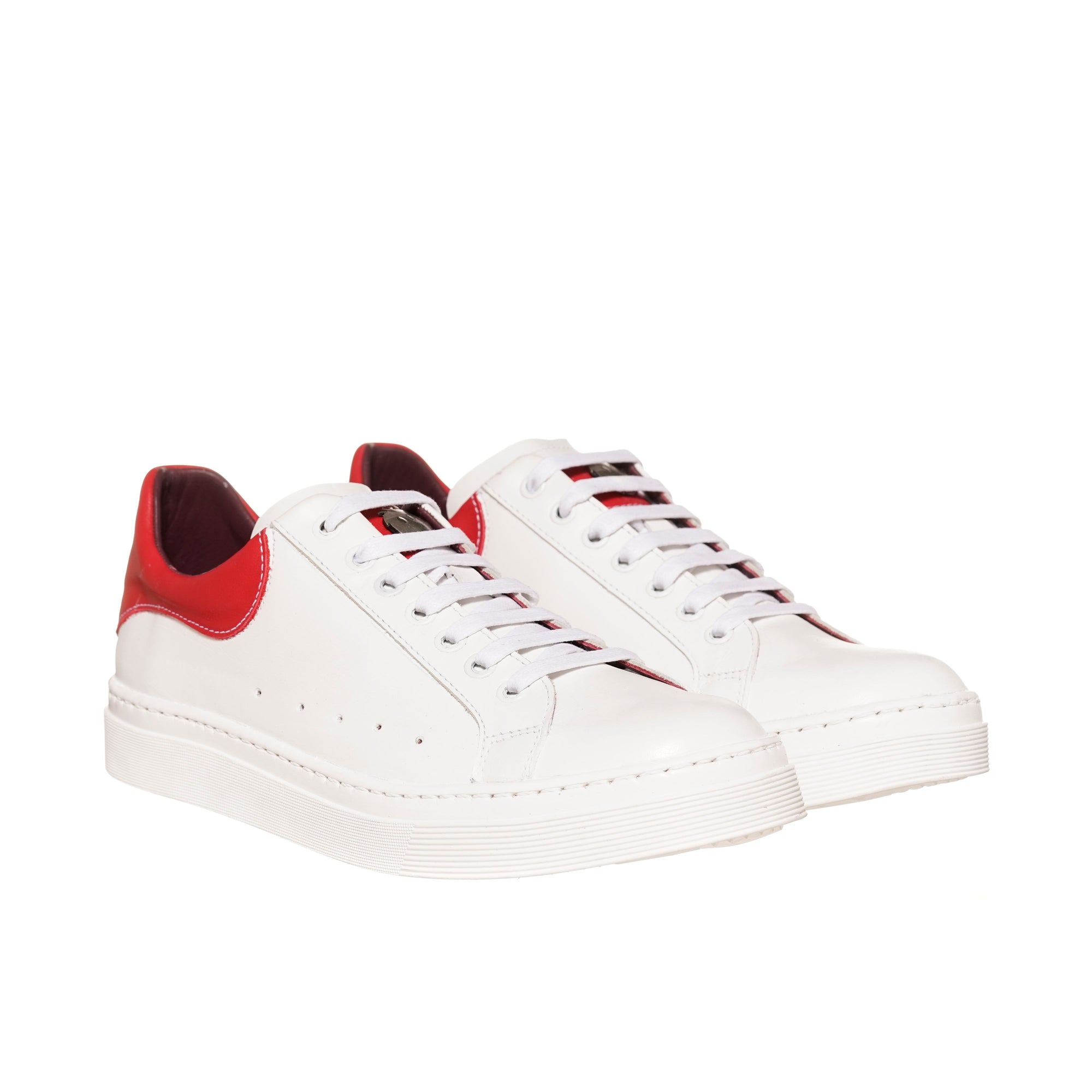 Zapatilla Nevado Blanca Talonera Roja