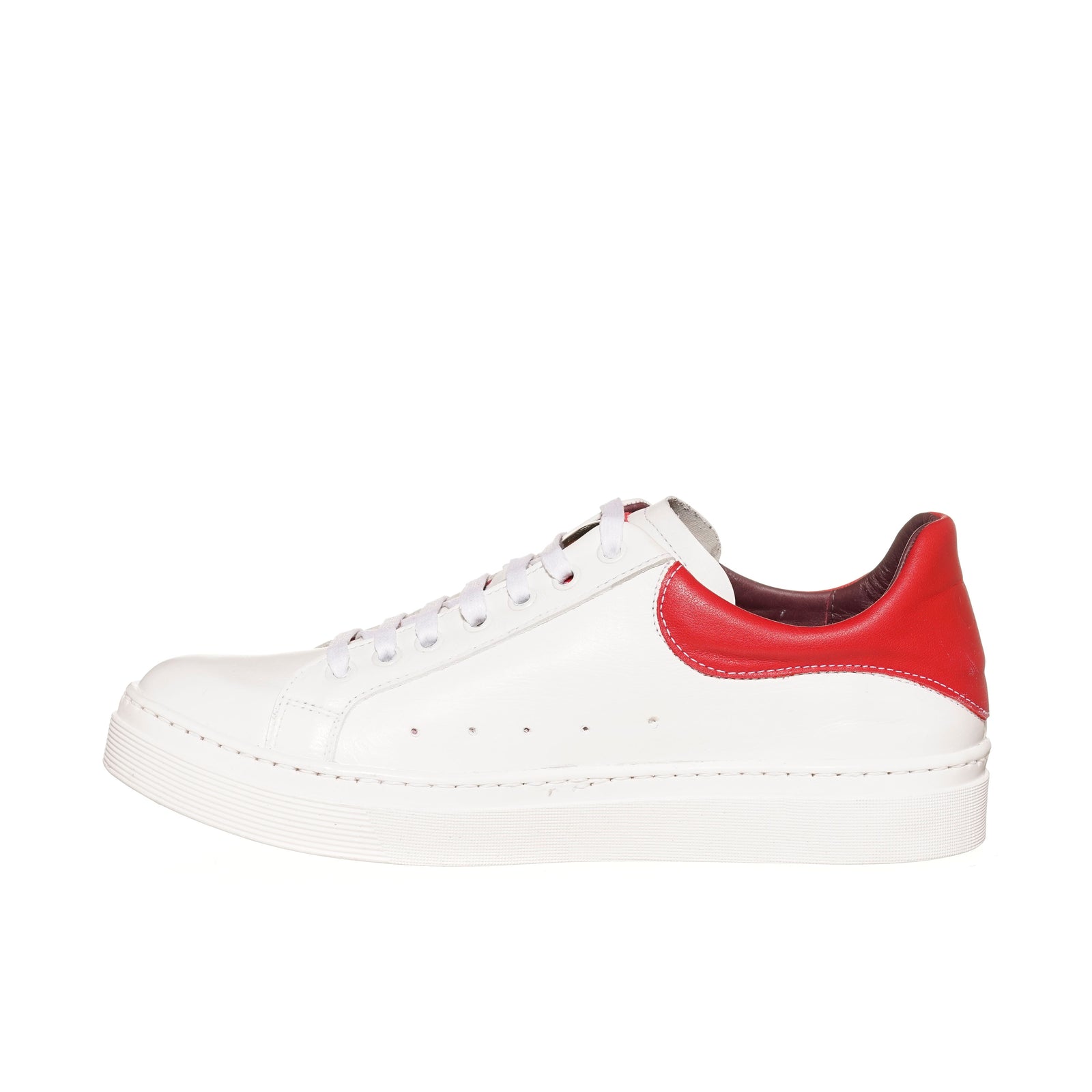 Zapatilla Nevado Blanca Talonera Roja
