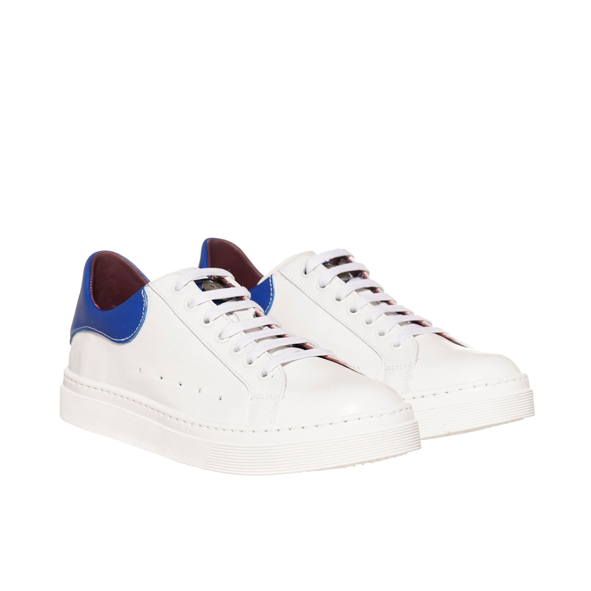 Zapatilla Nevado Blanca Talonera Azul
