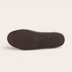 Zapatilla OLKI La Campana de cuero vacuno camel con cordones de algodón encerado y planta de caucho antideslizante.