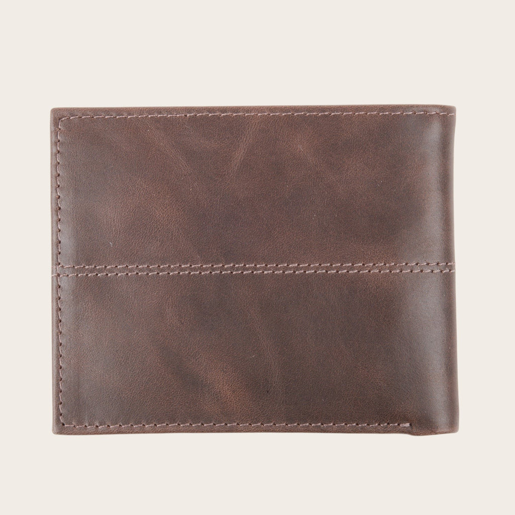 Billetera OLKI Ancoa de cuero marrón chocolate con costuras dobles y tarjetero extraíble.