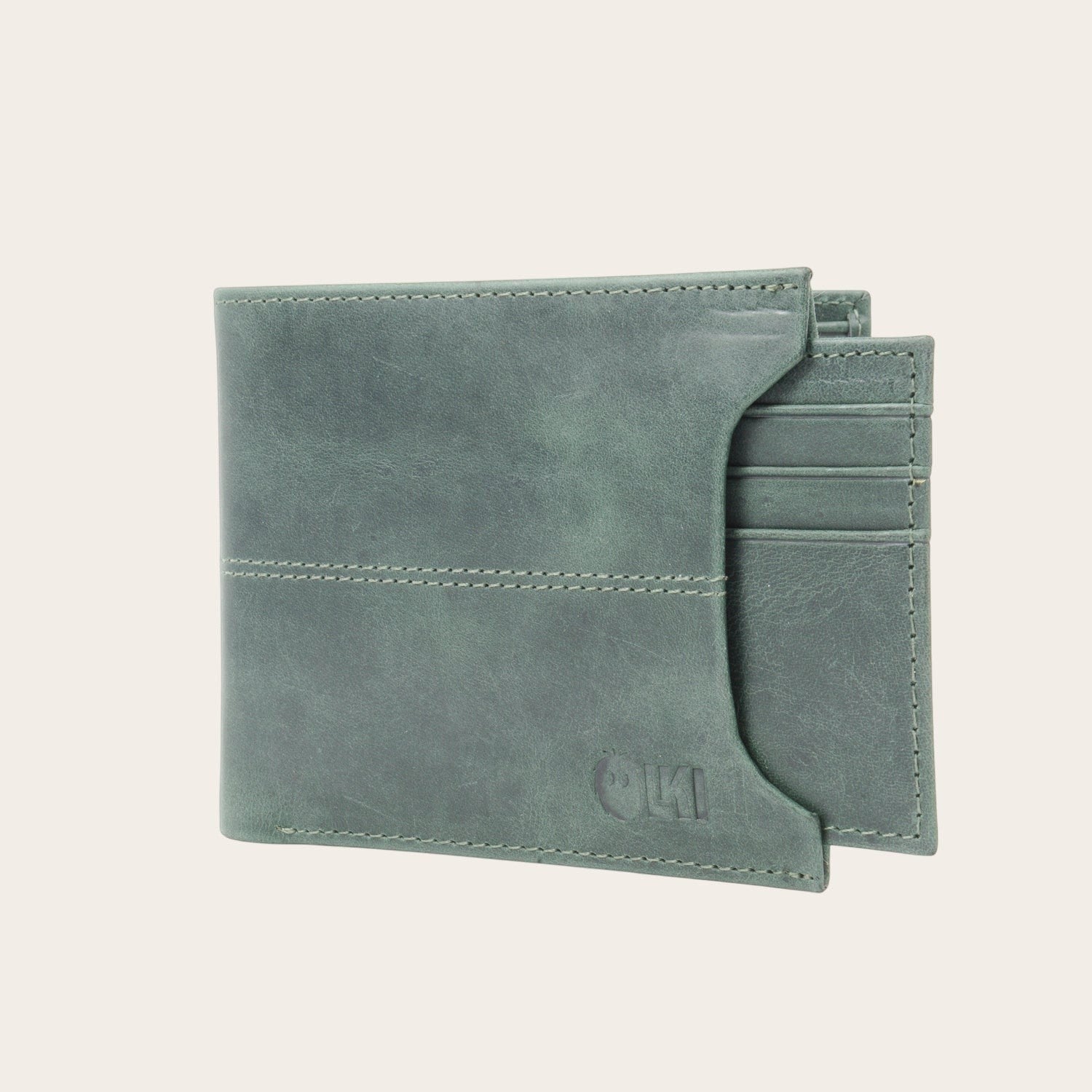 Billetera Ancoa Verde de cuero de OLKI con múltiples ranuras para tarjetas y compartimento para billetes. Diseño minimalista.