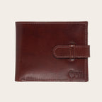 Billetera OLKI Lontué de cuero castaño con cierre de botón a presión y logo grabado. Diseño plegable con múltiples compartimentos.