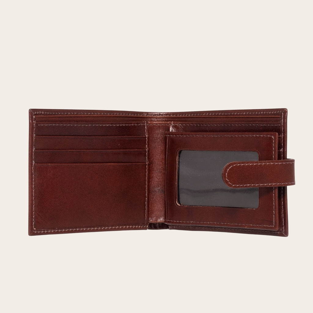 Billetera OLKI Lontué Castaño de cuero marrón con múltiples compartimentos para tarjetas y ventana de identificación.