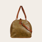 Bolso de viaje OLKI Futaleufu verde musgo en cuero natural con asas y correa marrón. Ideal para escapadas.
