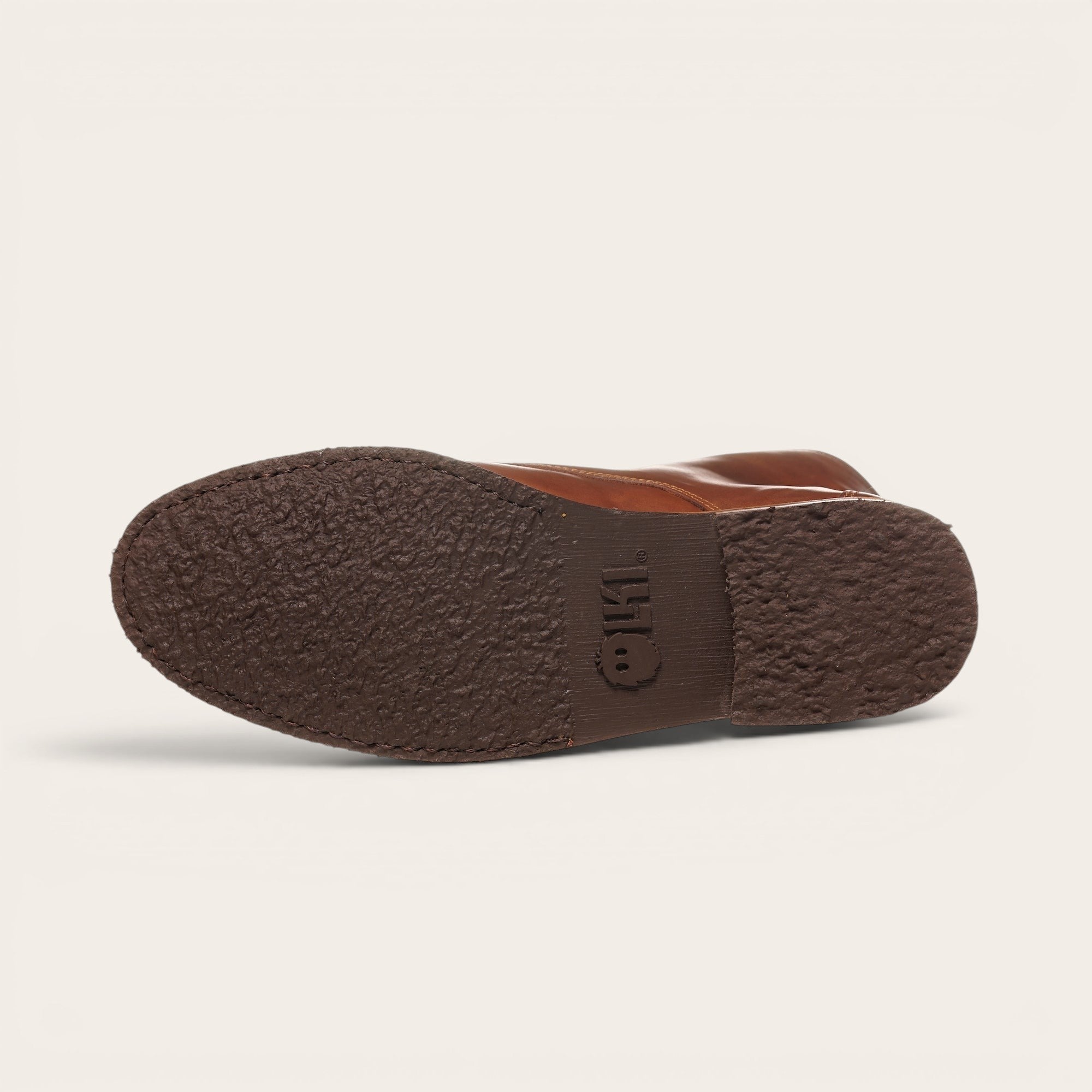 Botín Osorno Moka de cuero para hombre OLKI con suela de caucho chocolate y cordones. Elegante y duradero.