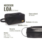 Neceser Loa Negro de cuero natural de vacuno de OLKI con costuras reforzadas y bolsillo exterior.