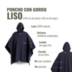 Poncho clásico de lana 100% natural azul marino de OLKI con capucha y botones metálicos envejecidos.