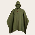 Poncho clásico verde de lana OLKI con capucha y cierre de botones de madera. Textura firme y caída elegante.
